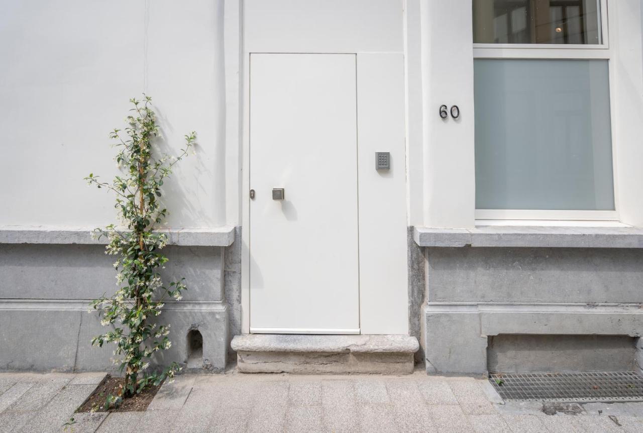 Shway - The Red With Pearls Apartamento Antuérpia Exterior foto